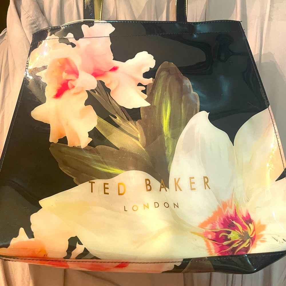 Ted Baker London- plastic shopper tote preowned